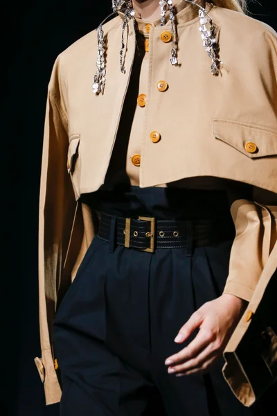 Look 41